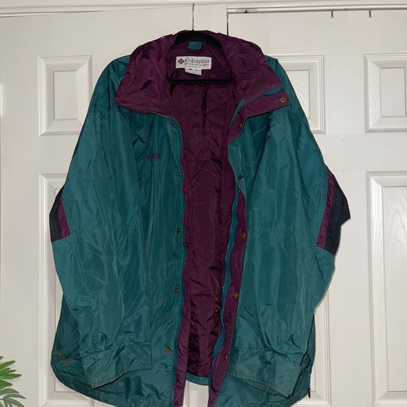 Columbia Windbreaker - Picture 4 of 4